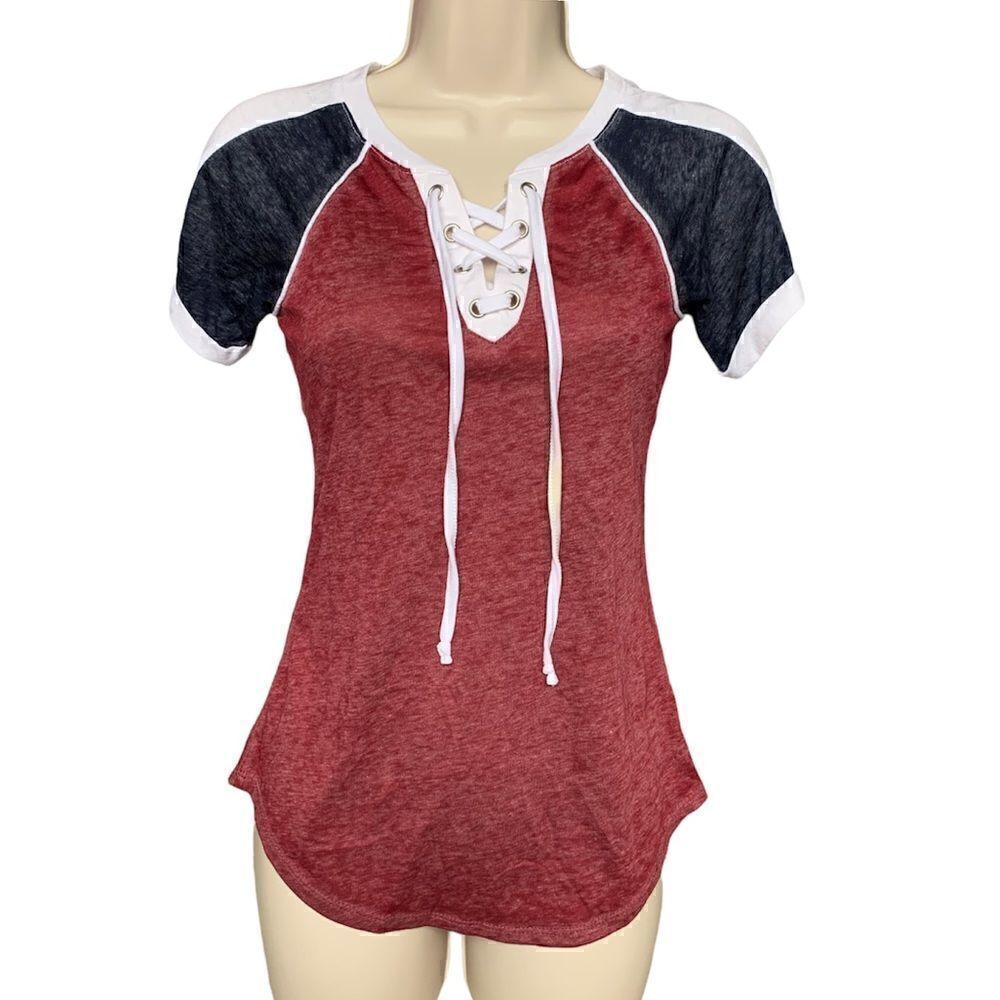 Crave Fame tie neck tee red black size xs